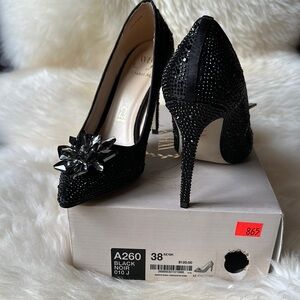 NEW Wedding Bridal Le Chateau Black Stiletto Heels with diamonds Sparkly Texture